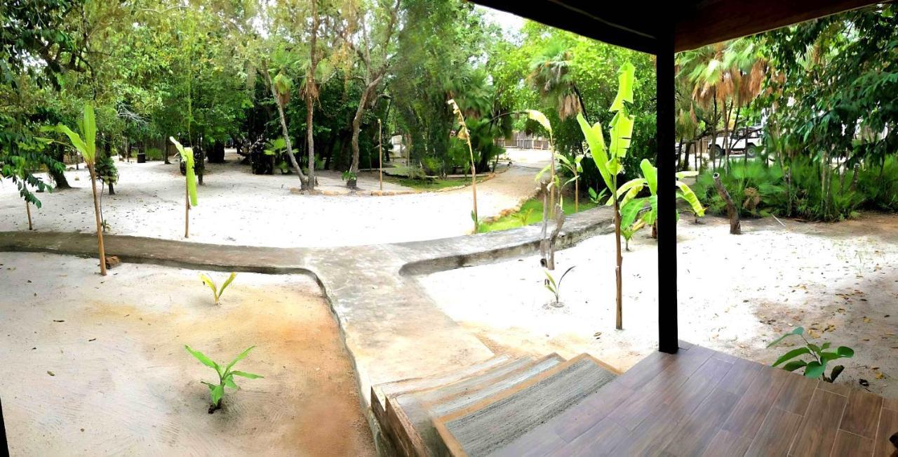 Kin Resort Lodge Майя-Бич Экстерьер фото