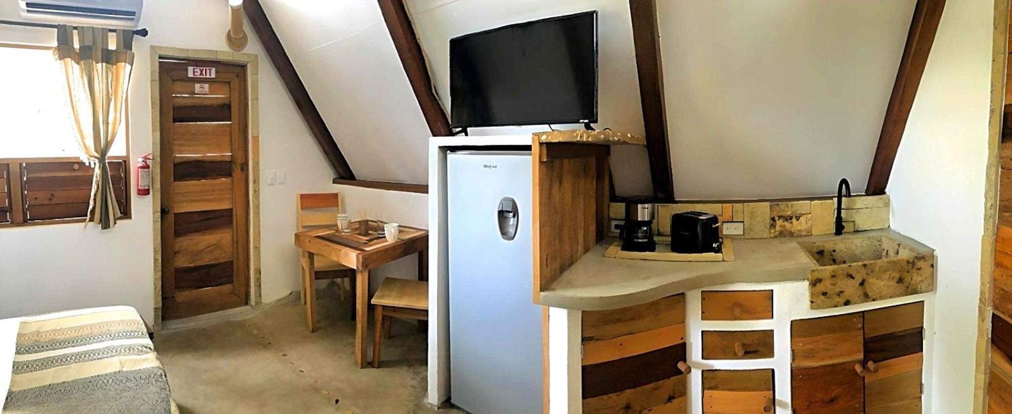 Kin Resort Lodge Майя-Бич Экстерьер фото
