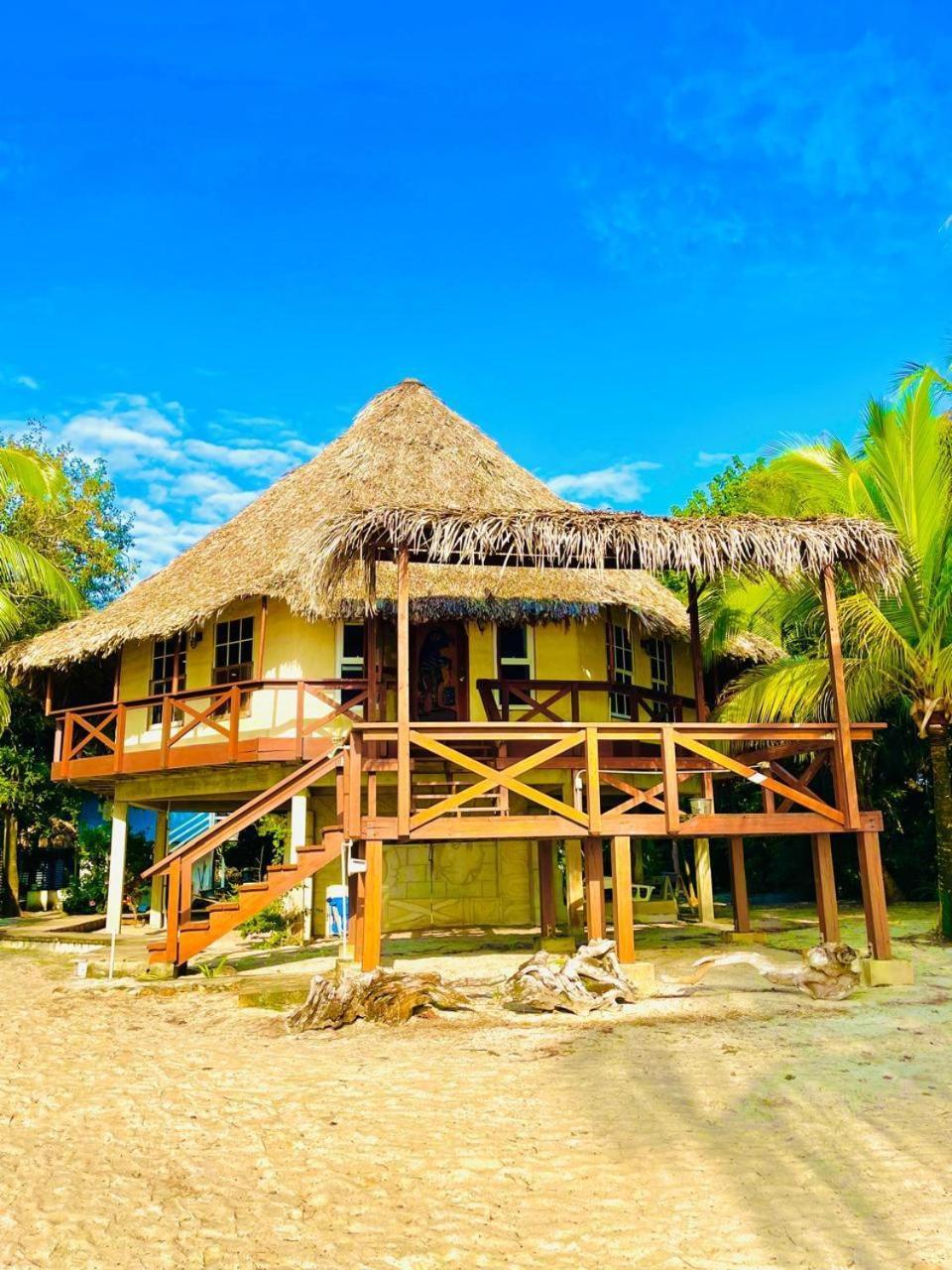 Kin Resort Lodge Майя-Бич Экстерьер фото