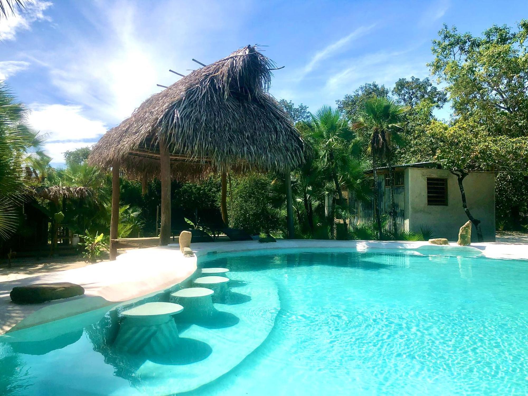 Kin Resort Lodge Майя-Бич Экстерьер фото